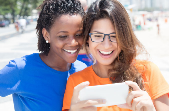 Marcos de anteojos para adolescentes: 5 consejos de compras