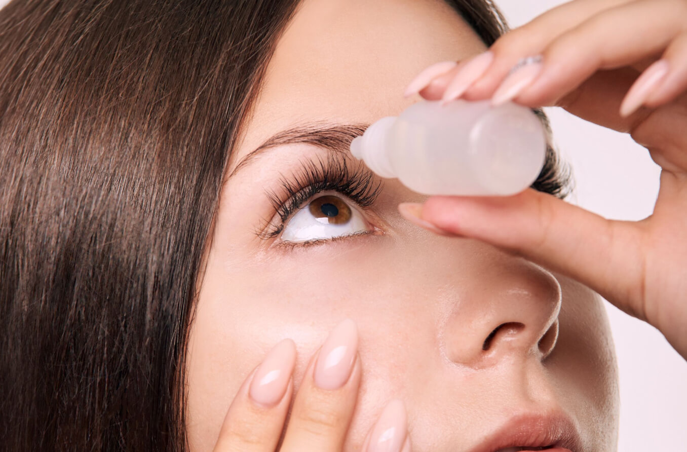 Qué esperar después de la cirugía LASIK: Tiempo de recuperación | All About Vision