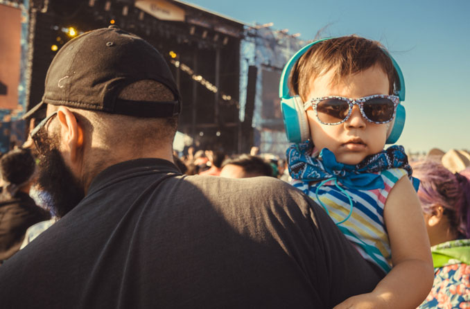 ¿Su bebé recién nacido necesita gafas de sol? | All About Vision